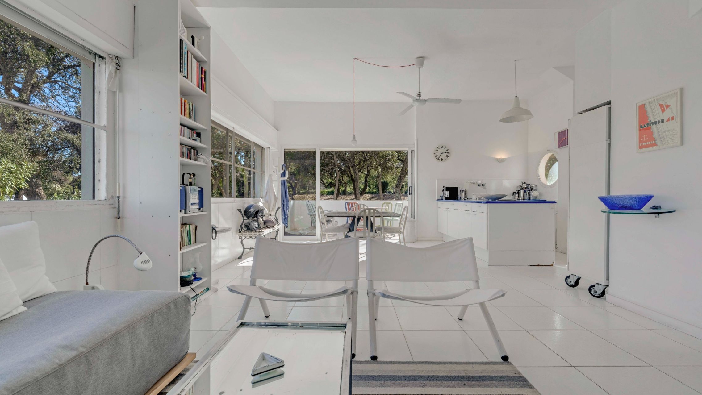luxury apartment 2 Rooms for sale on ST TROPEZ (83990)