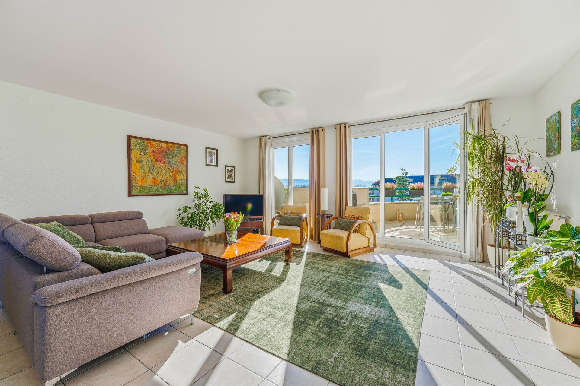 luxury apartment 5 Rooms for sale on DIVONNE LES BAINS (01220)