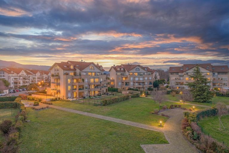 appartement de luxe 5 Pièces en vente sur DIVONNE LES BAINS (01220)