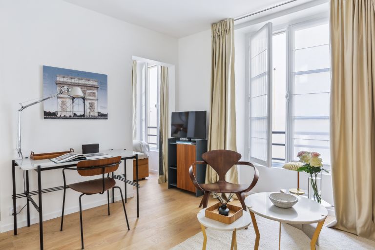 appartement de luxe 2 Pièces en location sur PARIS (75008)