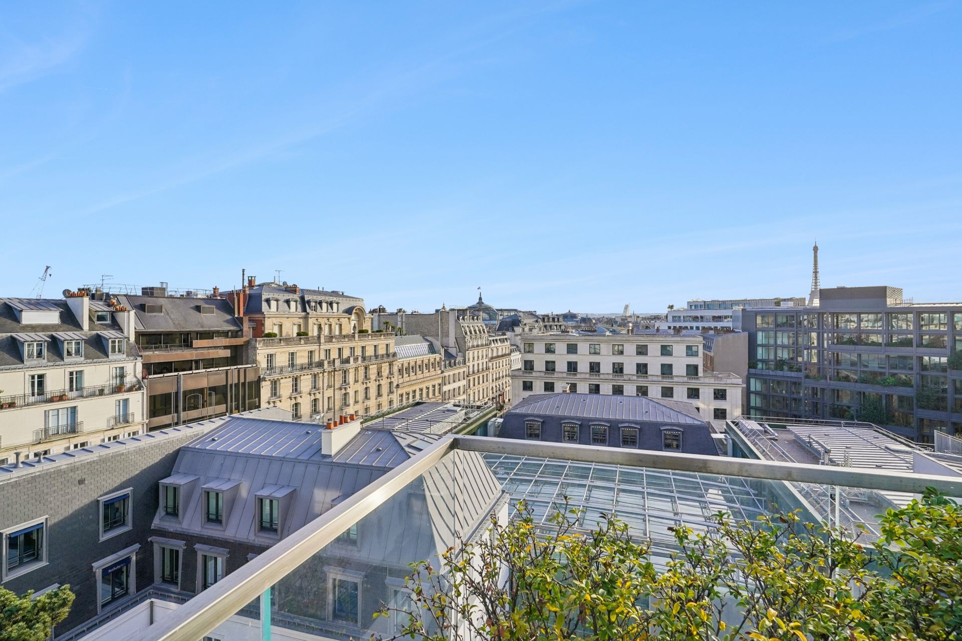 penthouse 4 Rooms for sale on PARIS (75008)