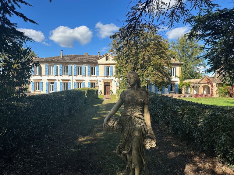 manor house 23 Rooms for sale on RABASTENS (81800)