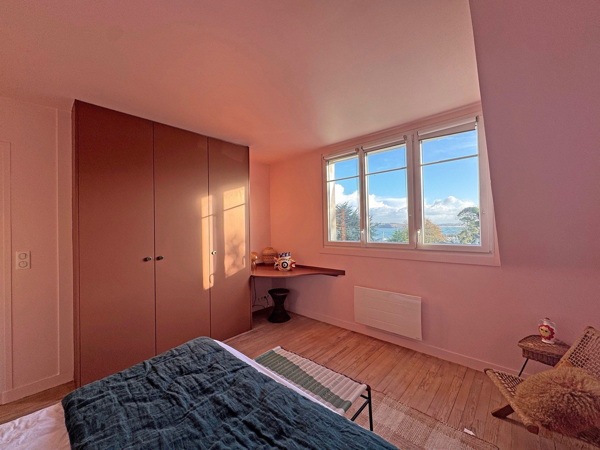 luxury house 10 Rooms for sale on MORGAT (29160)