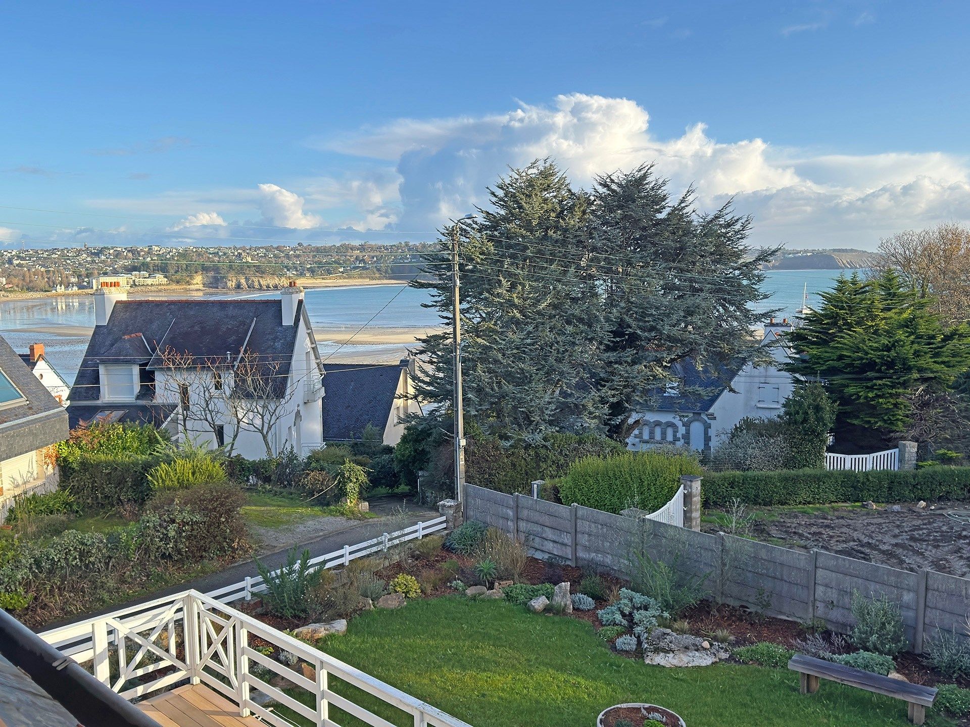 luxury house 10 Rooms for sale on MORGAT (29160)