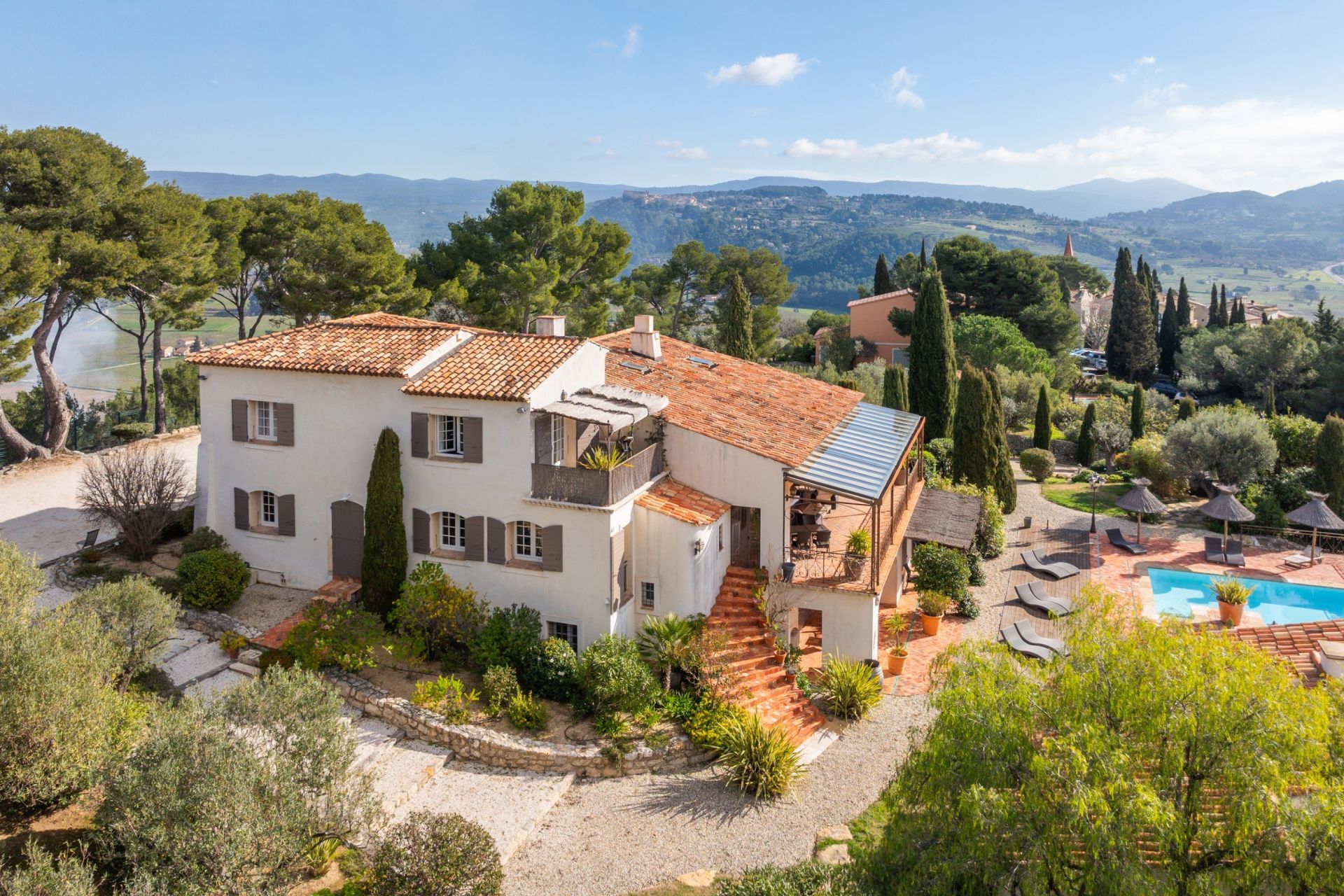 maison de luxe 15 Pièces en vente sur LA CADIERE D AZUR (83740)