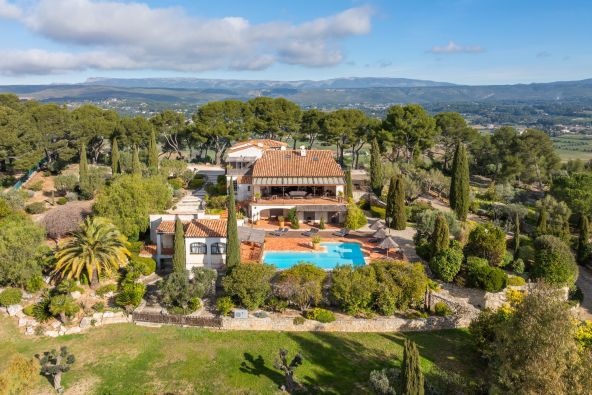 Sale Luxury house La Cadière-d'Azur 15&nbsp;Rooms 563&nbsp;m²