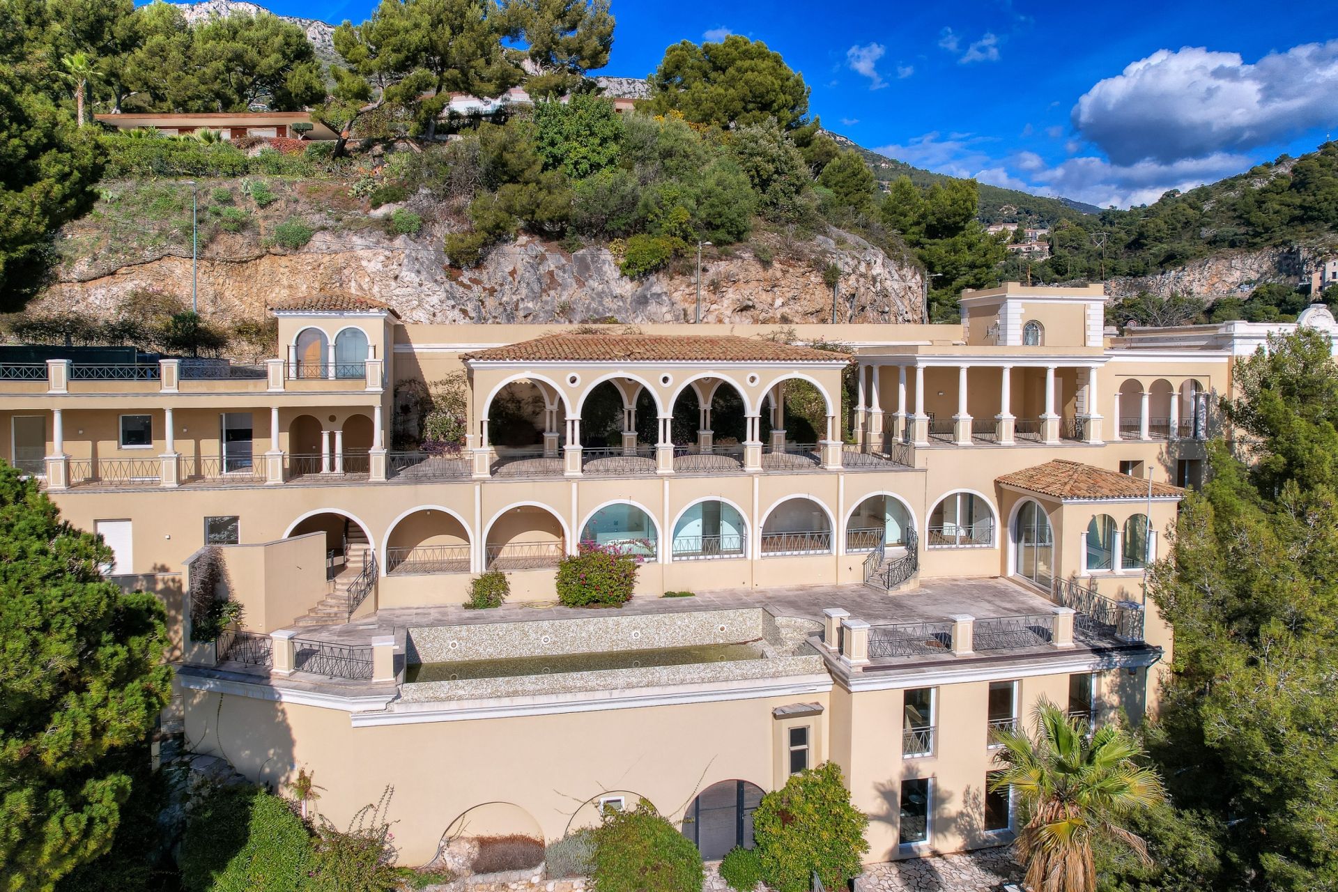 villa de luxe 10 Pièces en vente sur EZE (06360)