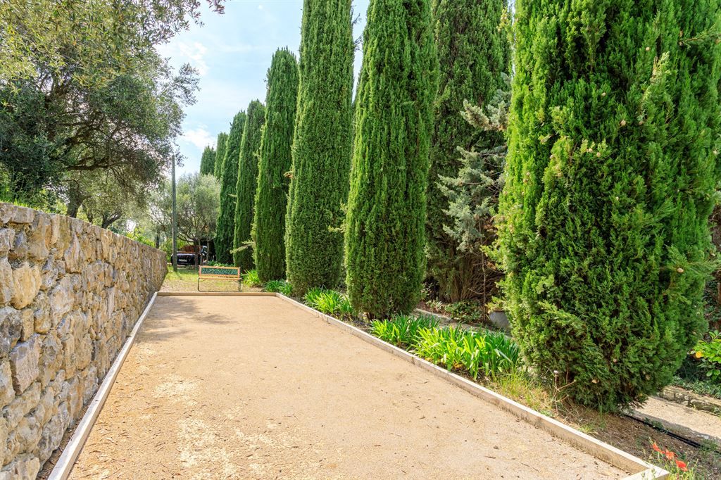 villa de luxe 8 Pièces en vente sur MONTAUROUX (83440)