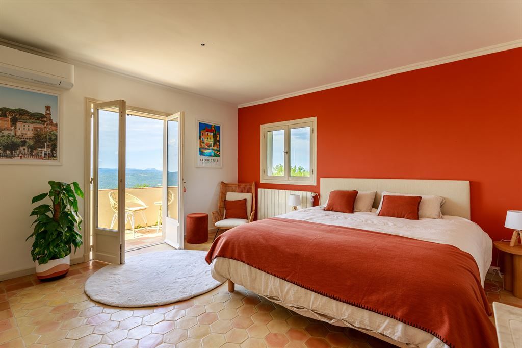 villa de luxe 8 Pièces en vente sur MONTAUROUX (83440)