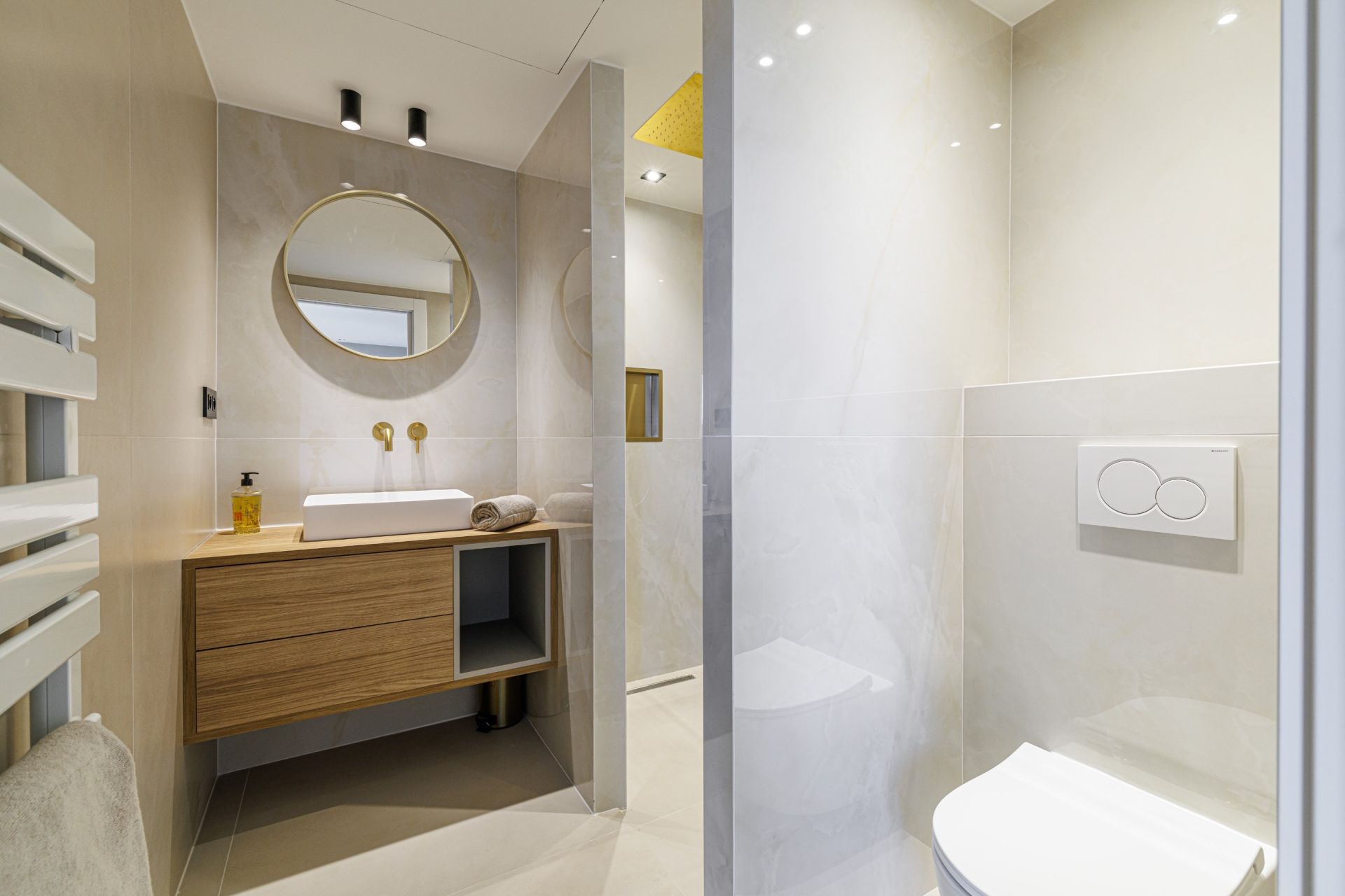 penthouse 6 Rooms for sale on LE CANNET (06110)