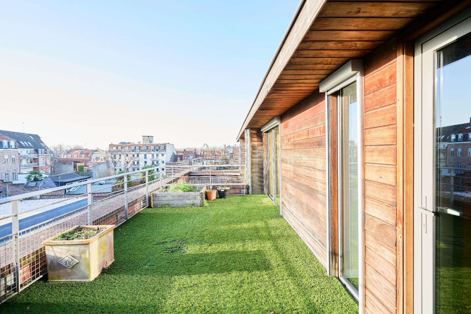 luxury duplex 7 Rooms for sale on LILLE (59800)