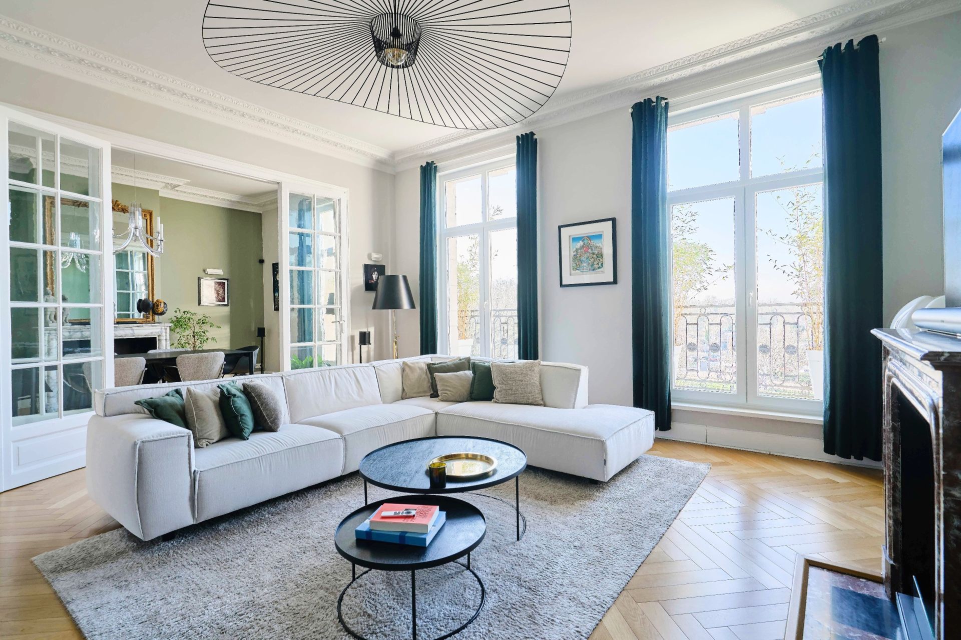 luxury apartment 4 Rooms for sale on LILLE (59800)