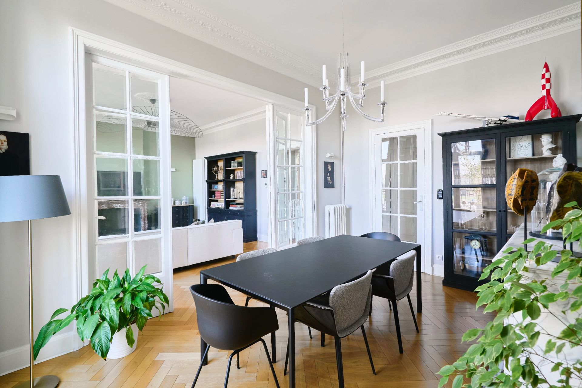 luxury apartment 4 Rooms for sale on LILLE (59800)