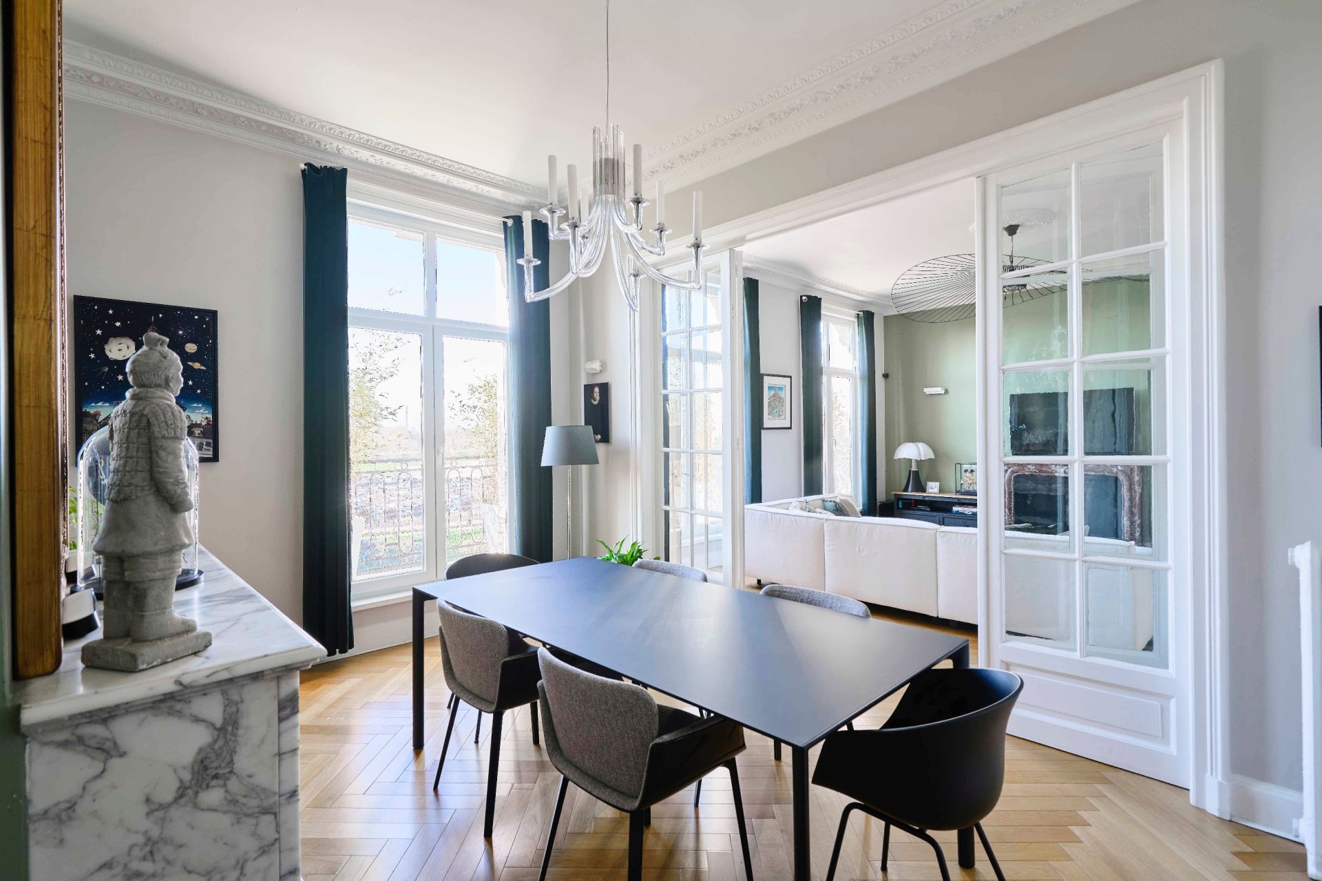 luxury apartment 4 Rooms for sale on LILLE (59800)