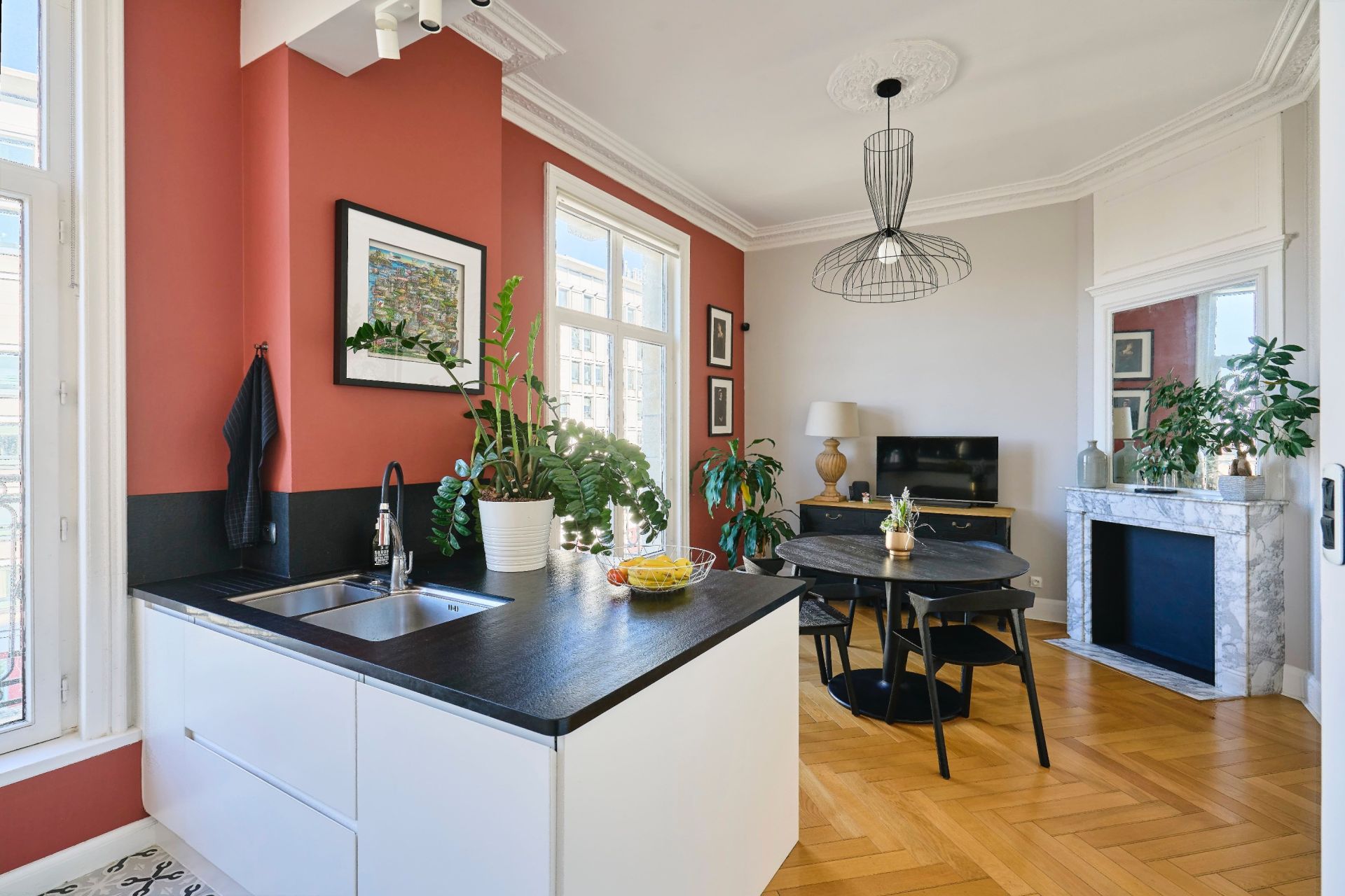 luxury apartment 4 Rooms for sale on LILLE (59800)