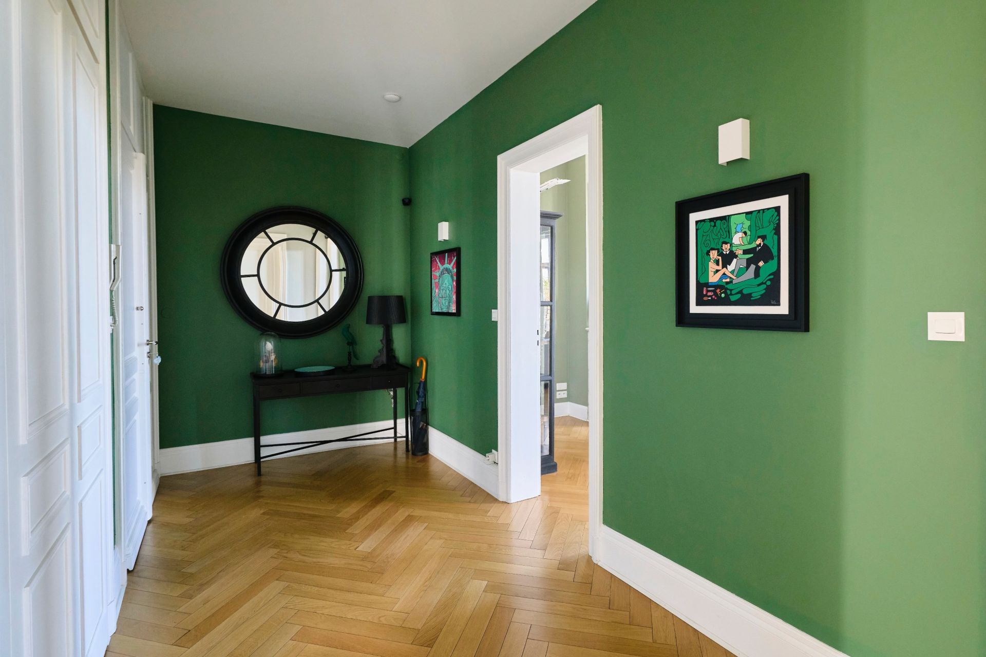 luxury apartment 4 Rooms for sale on LILLE (59800)