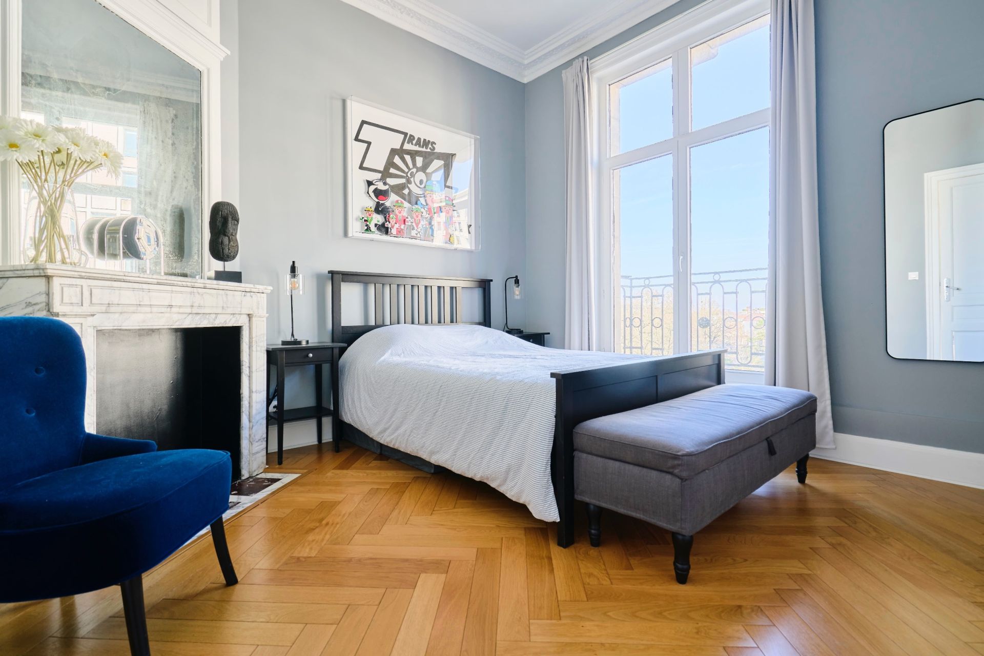 luxury apartment 4 Rooms for sale on LILLE (59800)