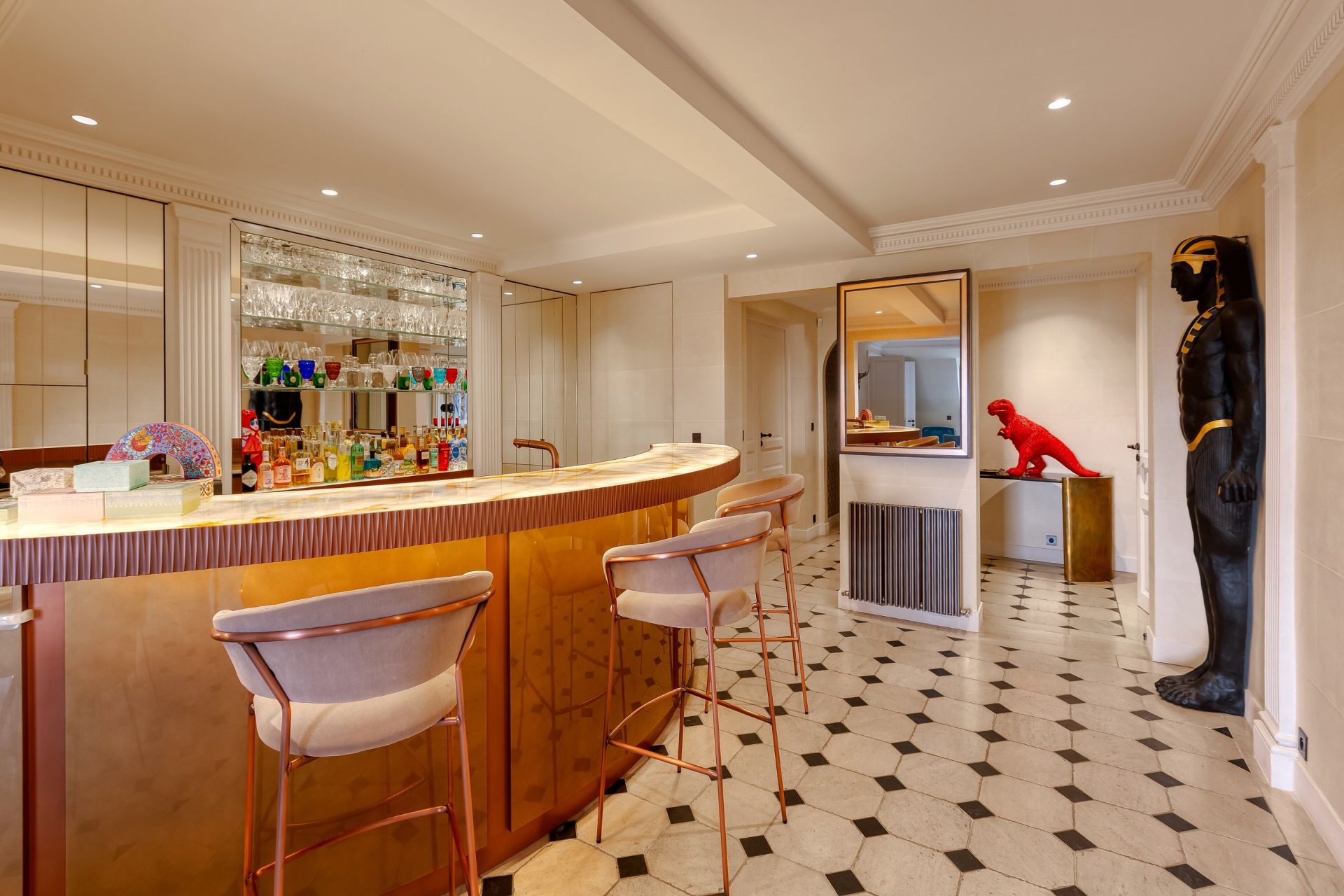 luxury apartment 4 Rooms for sale on PARIS (75001)