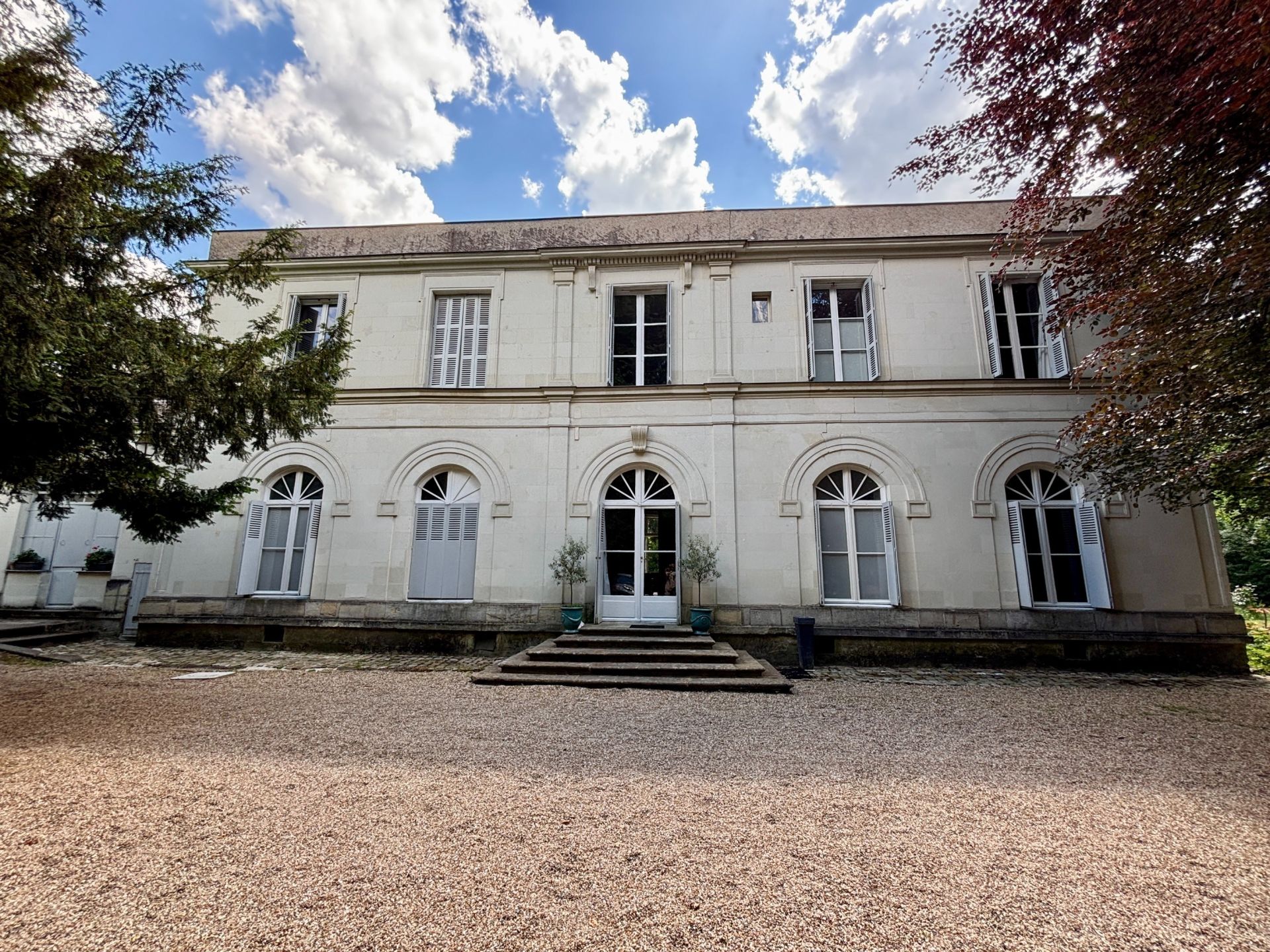 hôtel particulier 16 Pièces en vente sur TOURS (37000)