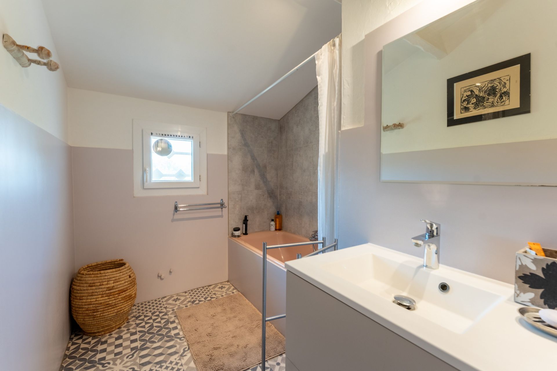 maison traditionnelle de luxe 8 Pièces en vente sur FONTVIEILLE (13990)