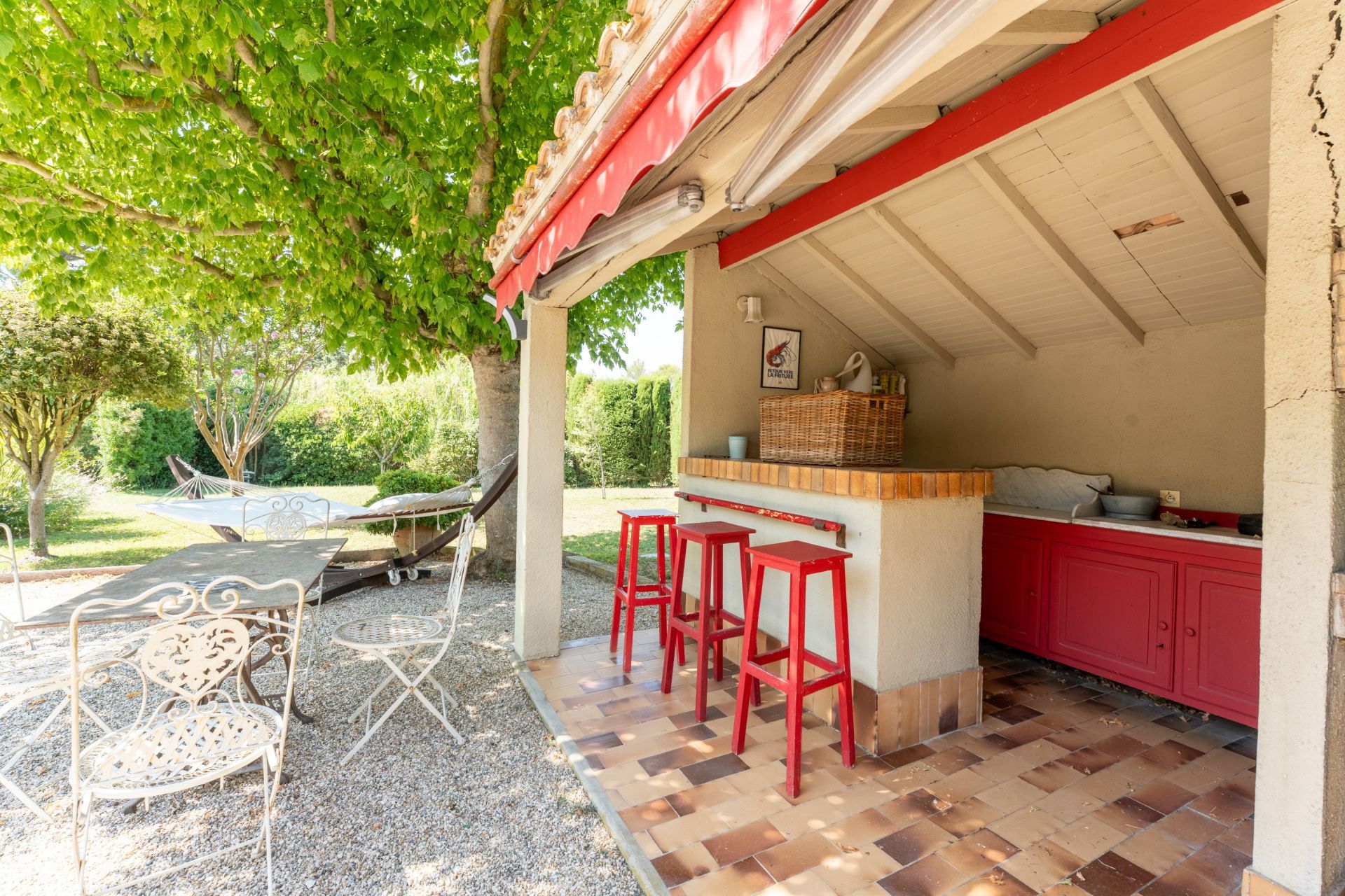 maison traditionnelle de luxe 8 Pièces en vente sur FONTVIEILLE (13990)