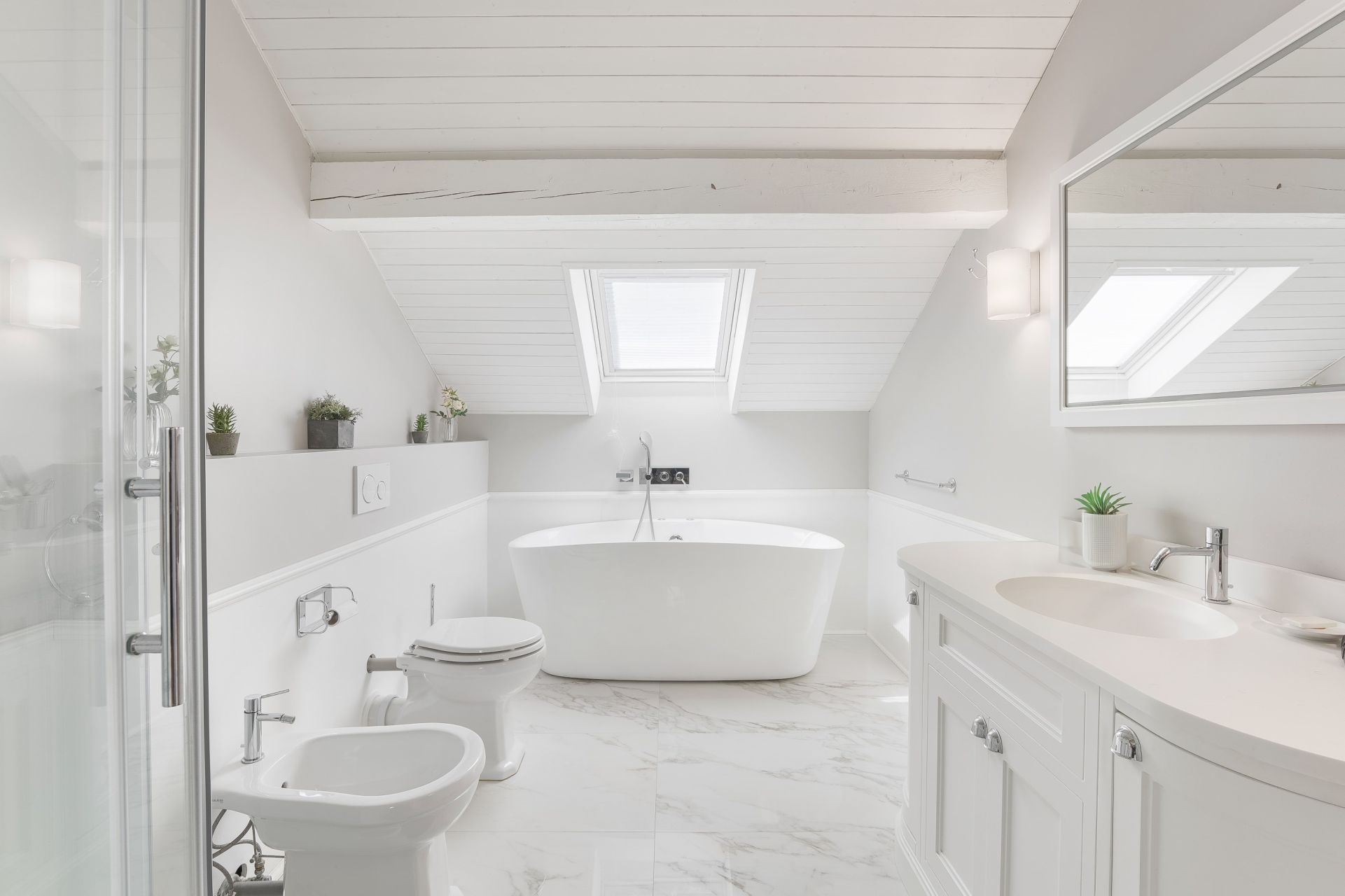 luxury house 8 Rooms for sale on DIVONNE LES BAINS (01220)