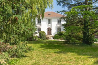 Vente Maison de luxe Divonne-les-Bains 8&nbsp;Pièces 350&nbsp;m²