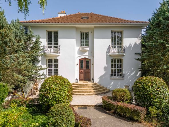 Sale Luxury house Divonne-les-Bains 8&nbsp;Rooms 350&nbsp;m²
