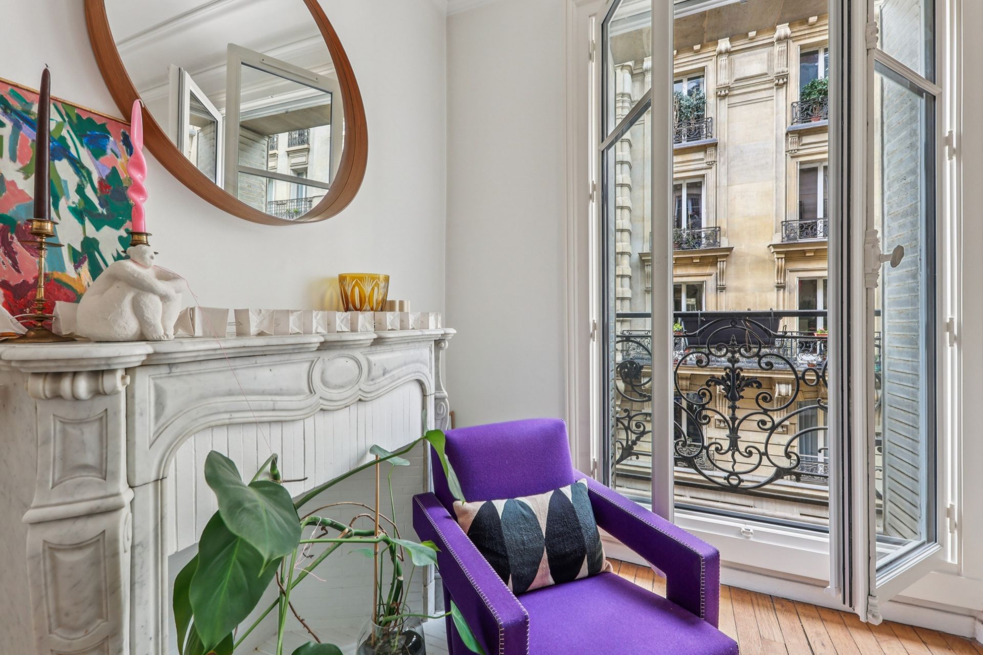 luxury apartment 4 Rooms for sale on PARIS (75009)