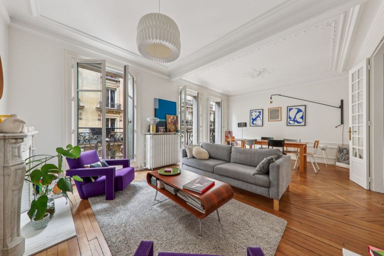 luxury apartment 4 Rooms for sale on PARIS (75009)
