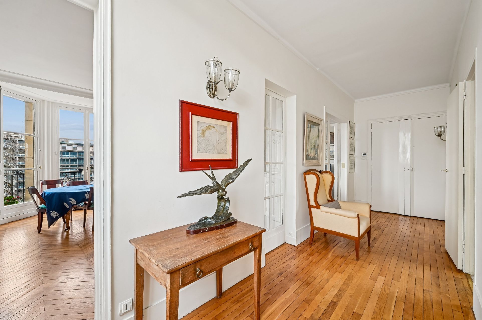 luxury apartment 5 Rooms for sale on PARIS (75007)