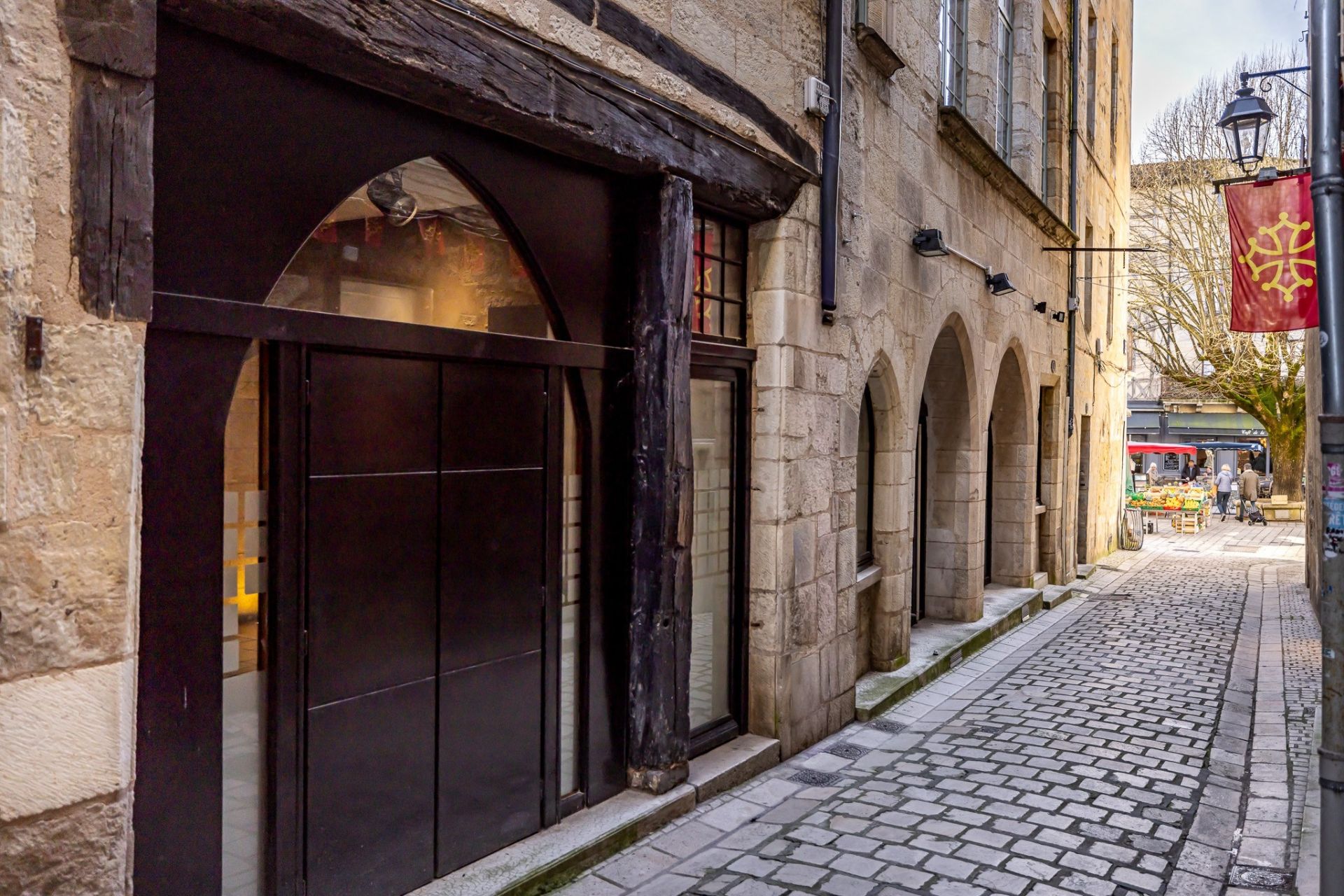 building for sale on PERIGUEUX (24000)