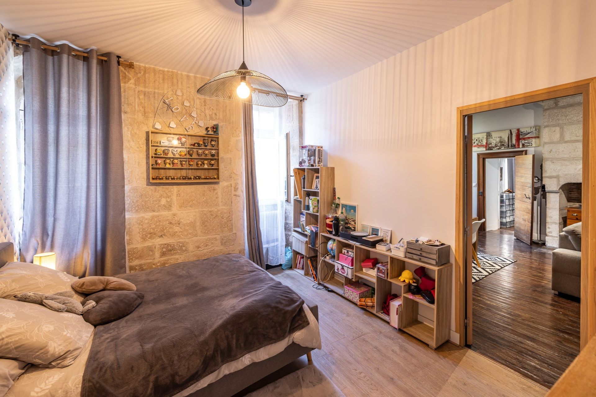 building for sale on PERIGUEUX (24000)