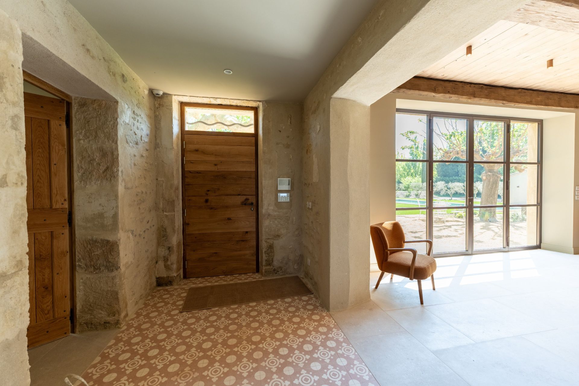 mas 8 Rooms for sale on ST REMY DE PROVENCE (13210)