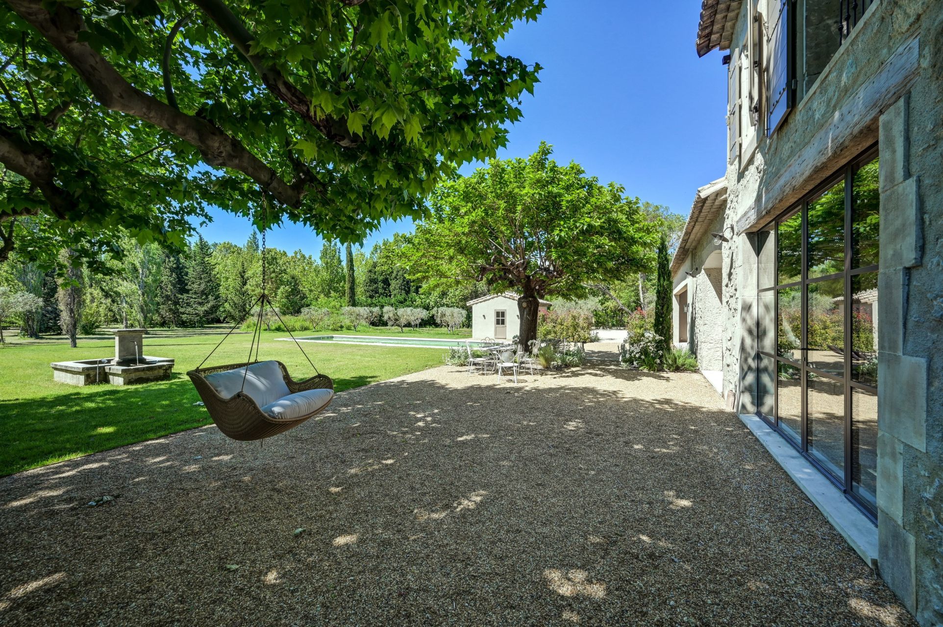 mas 8 Rooms for sale on ST REMY DE PROVENCE (13210)