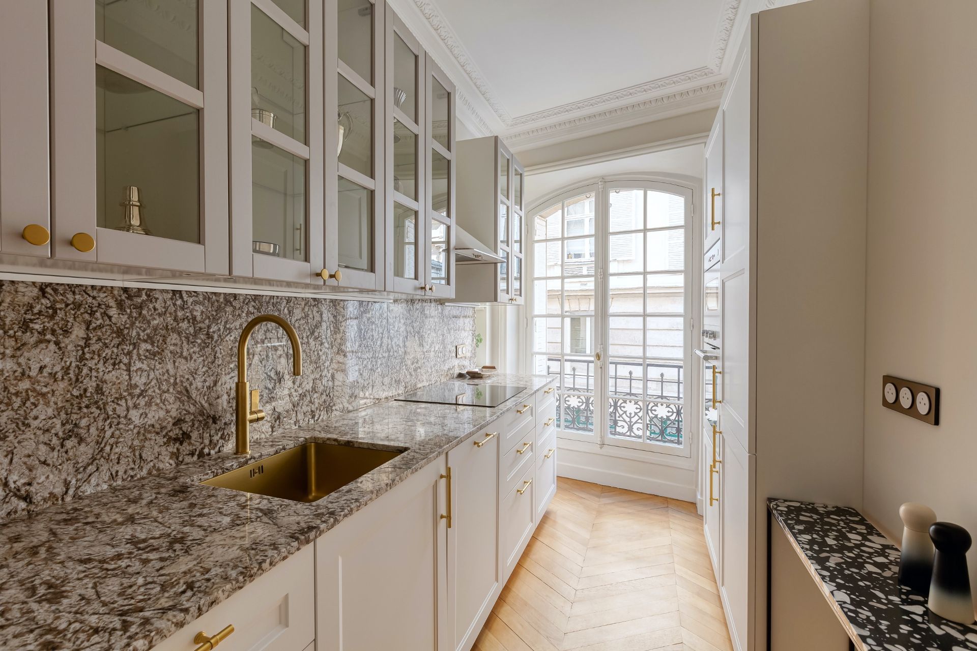 luxury apartment 4 Rooms for sale on PARIS (75006)