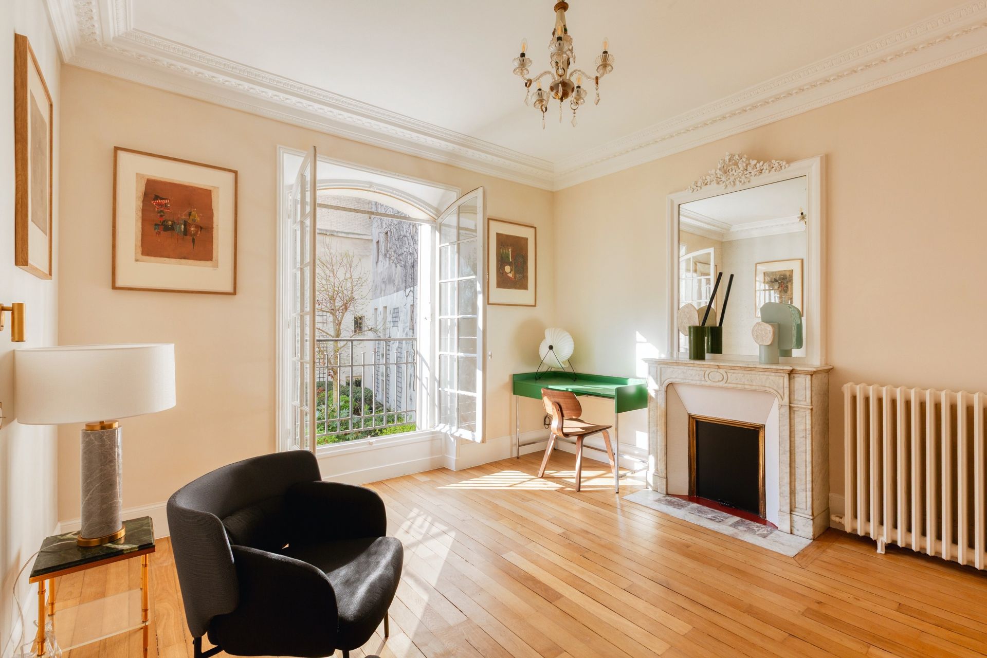 luxury apartment 4 Rooms for sale on PARIS (75006)