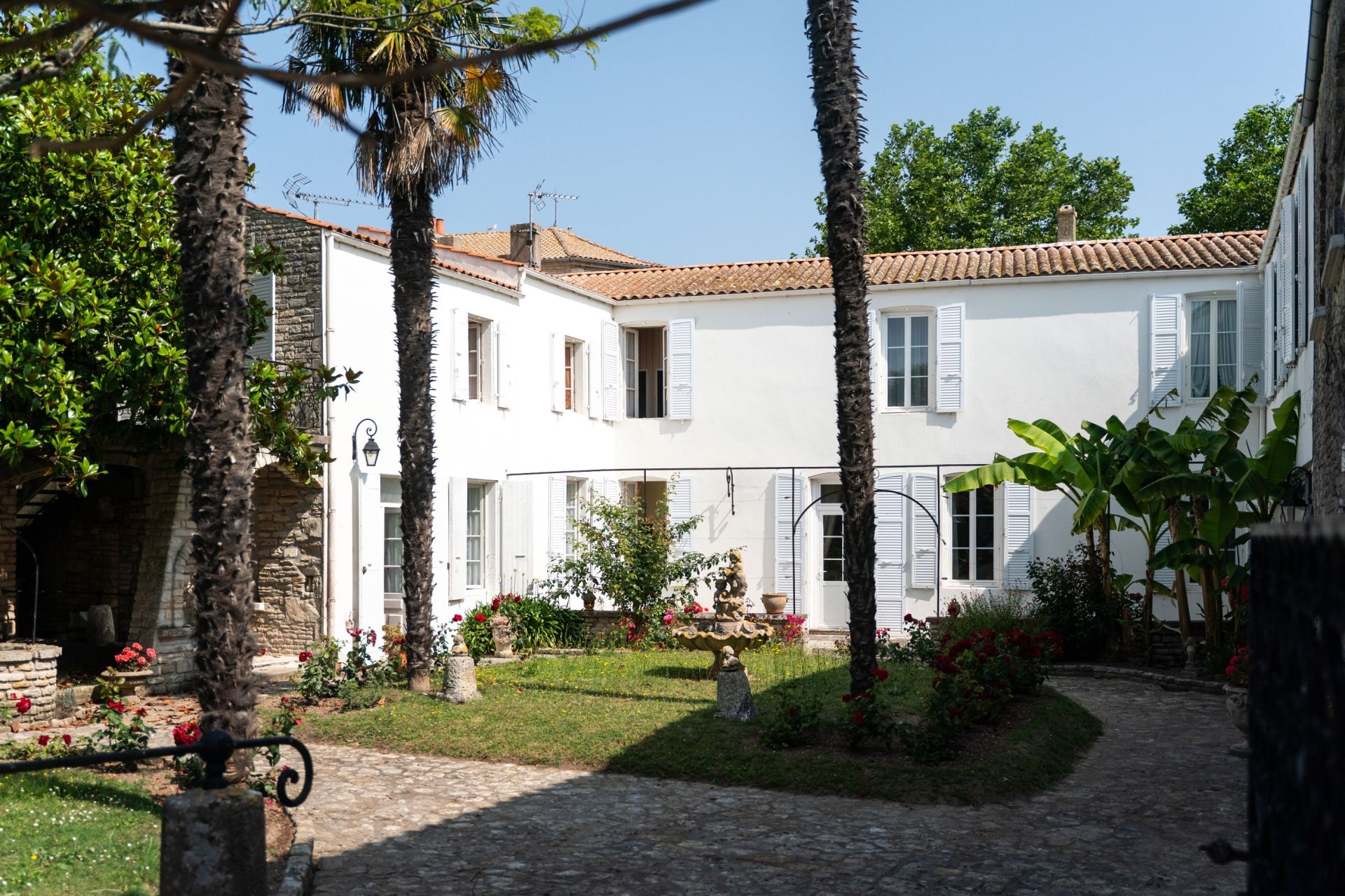 maison de luxe 18 Pièces en vente sur LE CHATEAU D OLERON (17480)