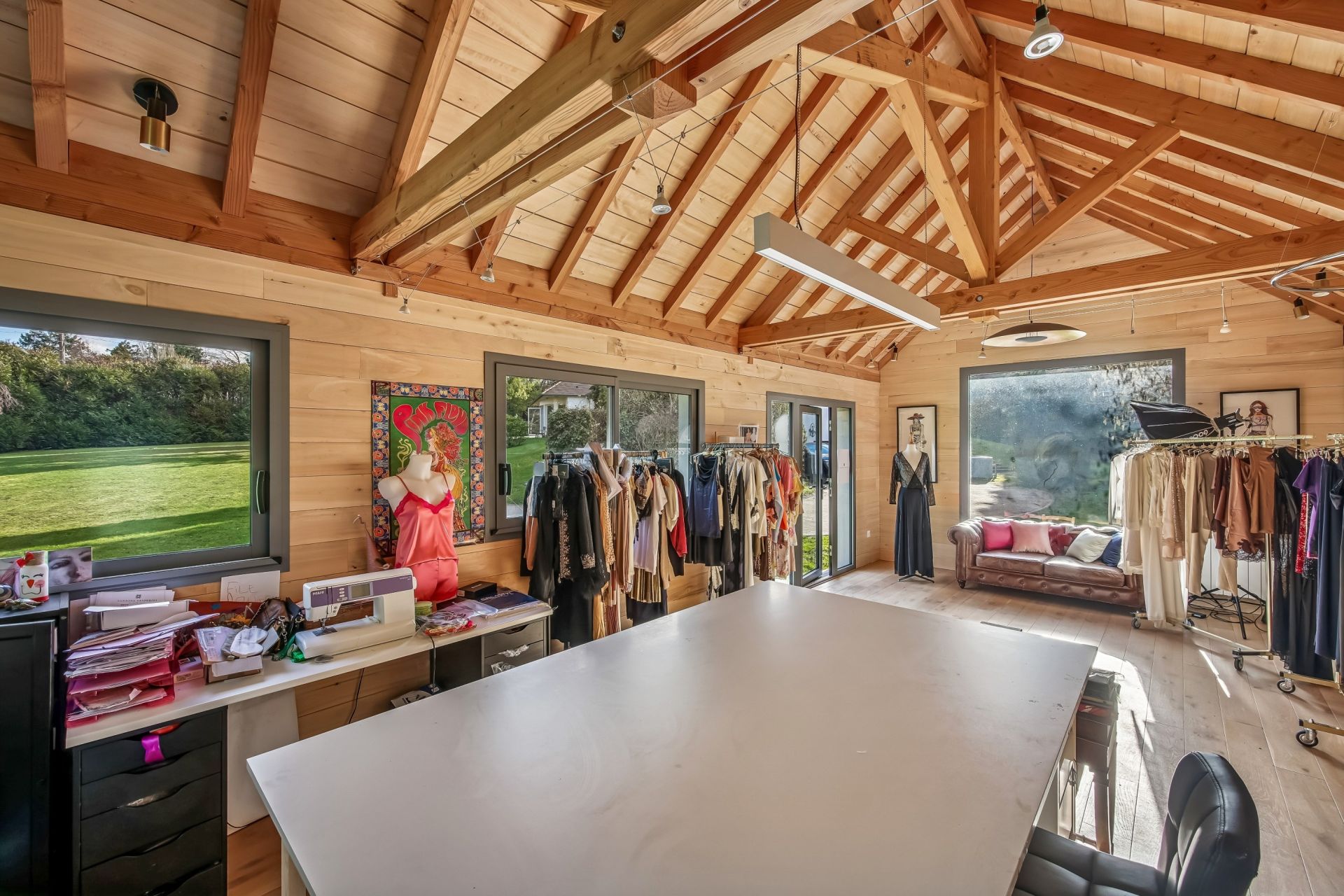 maison de luxe 8 Pièces en vente sur LES MESNULS (78490)