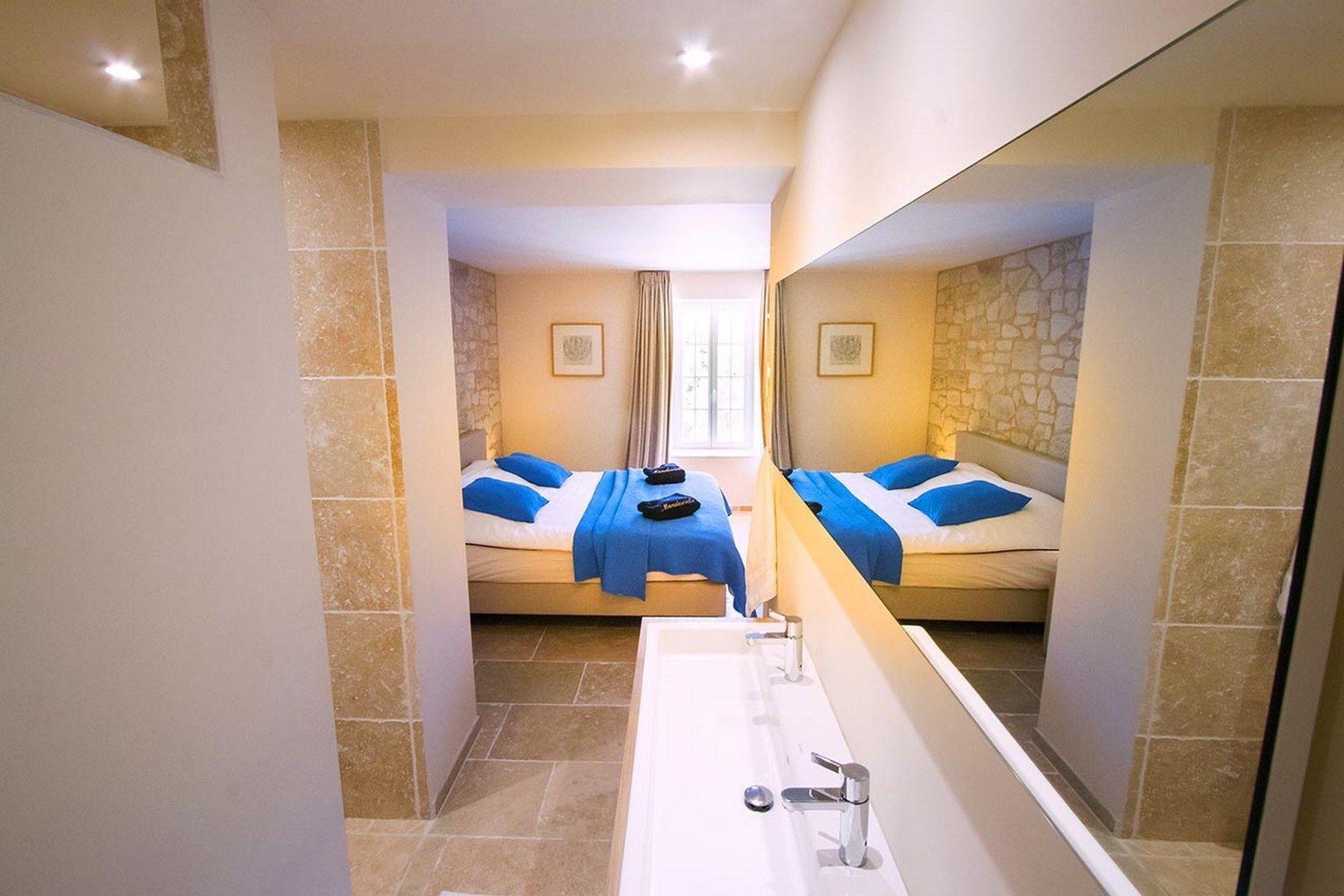luxury property 20 Rooms for sale on VILLESEQUE DES CORBIERES (11360)