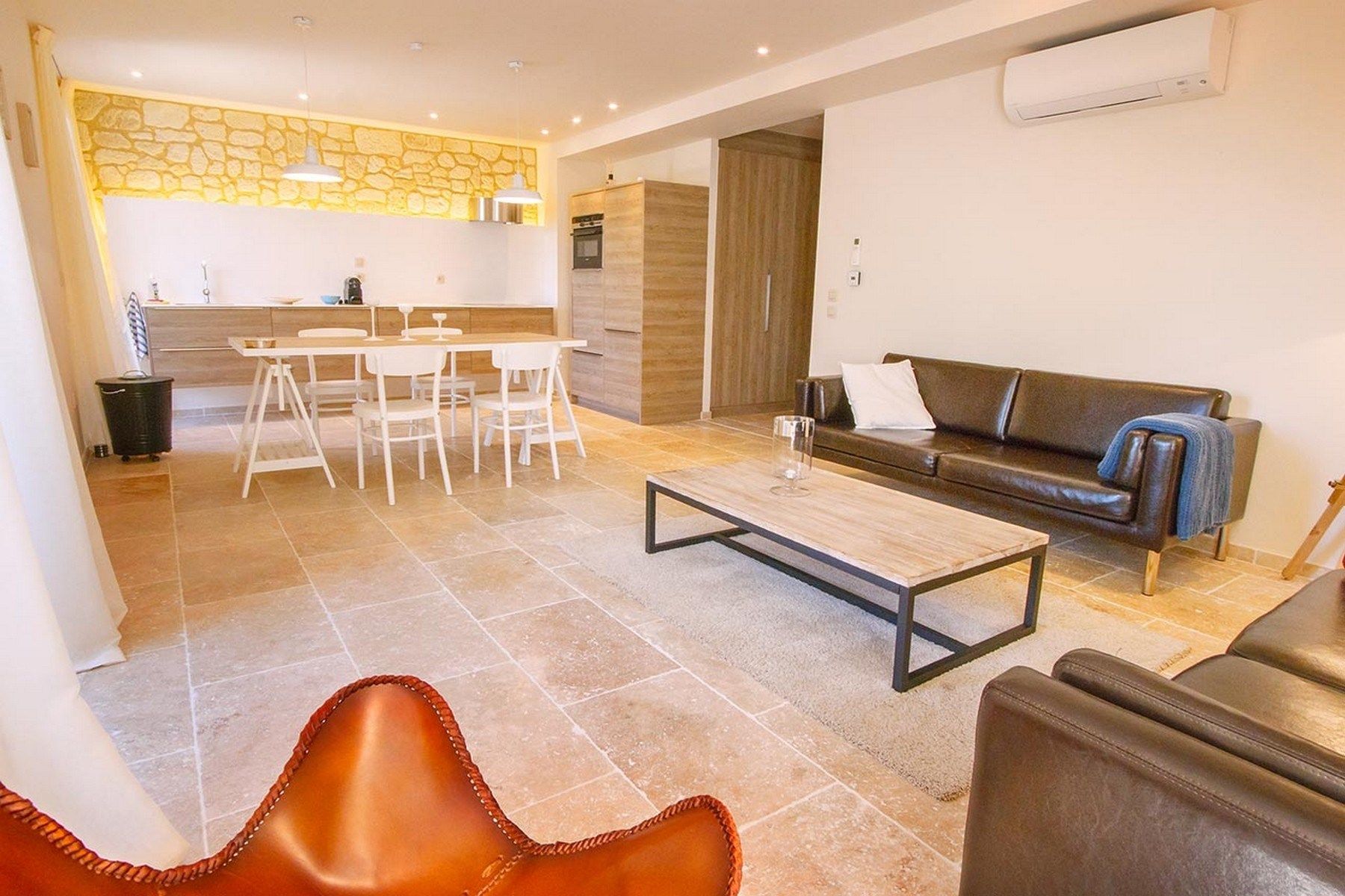 luxury property 20 Rooms for sale on VILLESEQUE DES CORBIERES (11360)