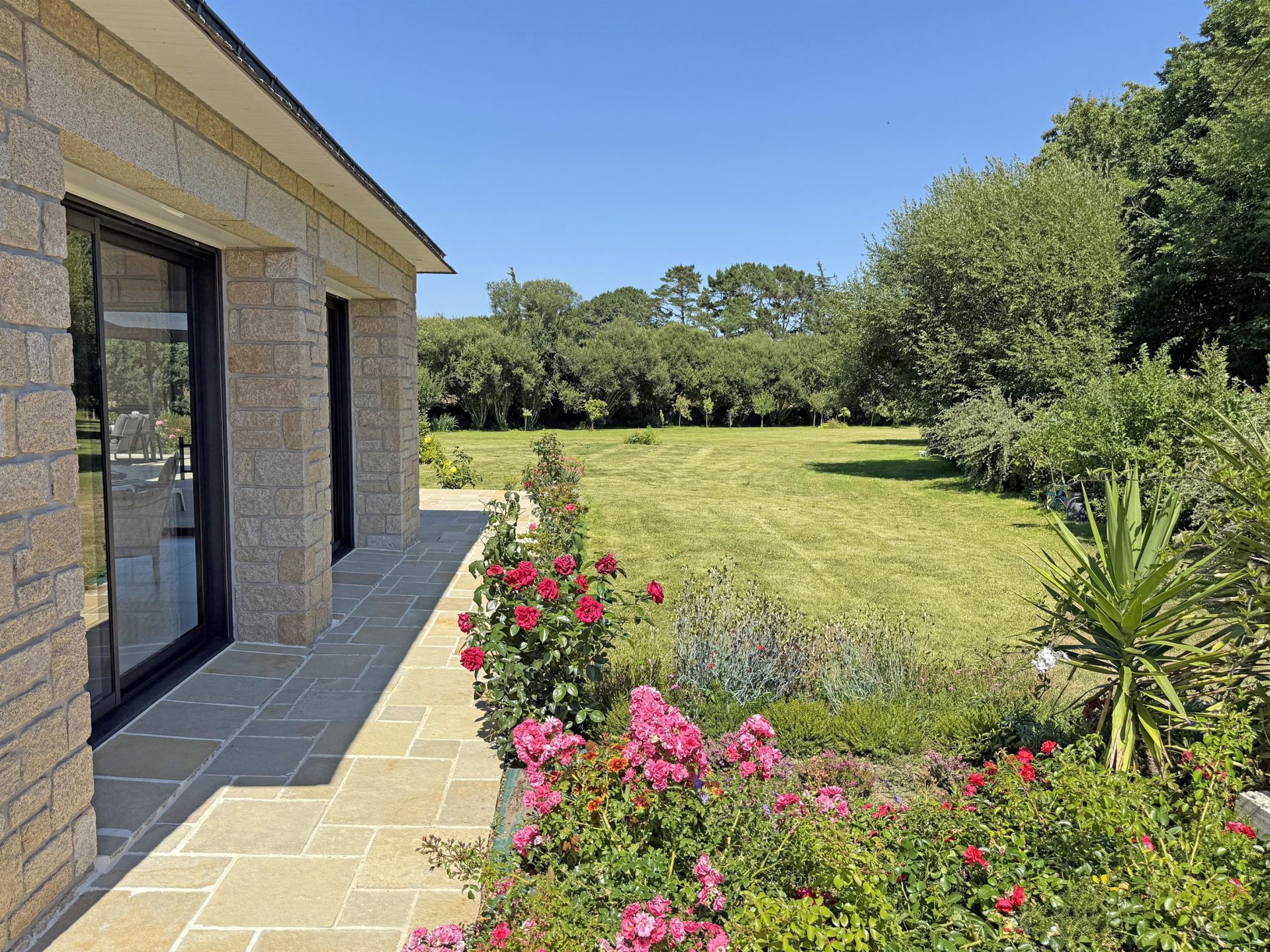 luxury house 7 Rooms for sale on NEVEZ (29920)