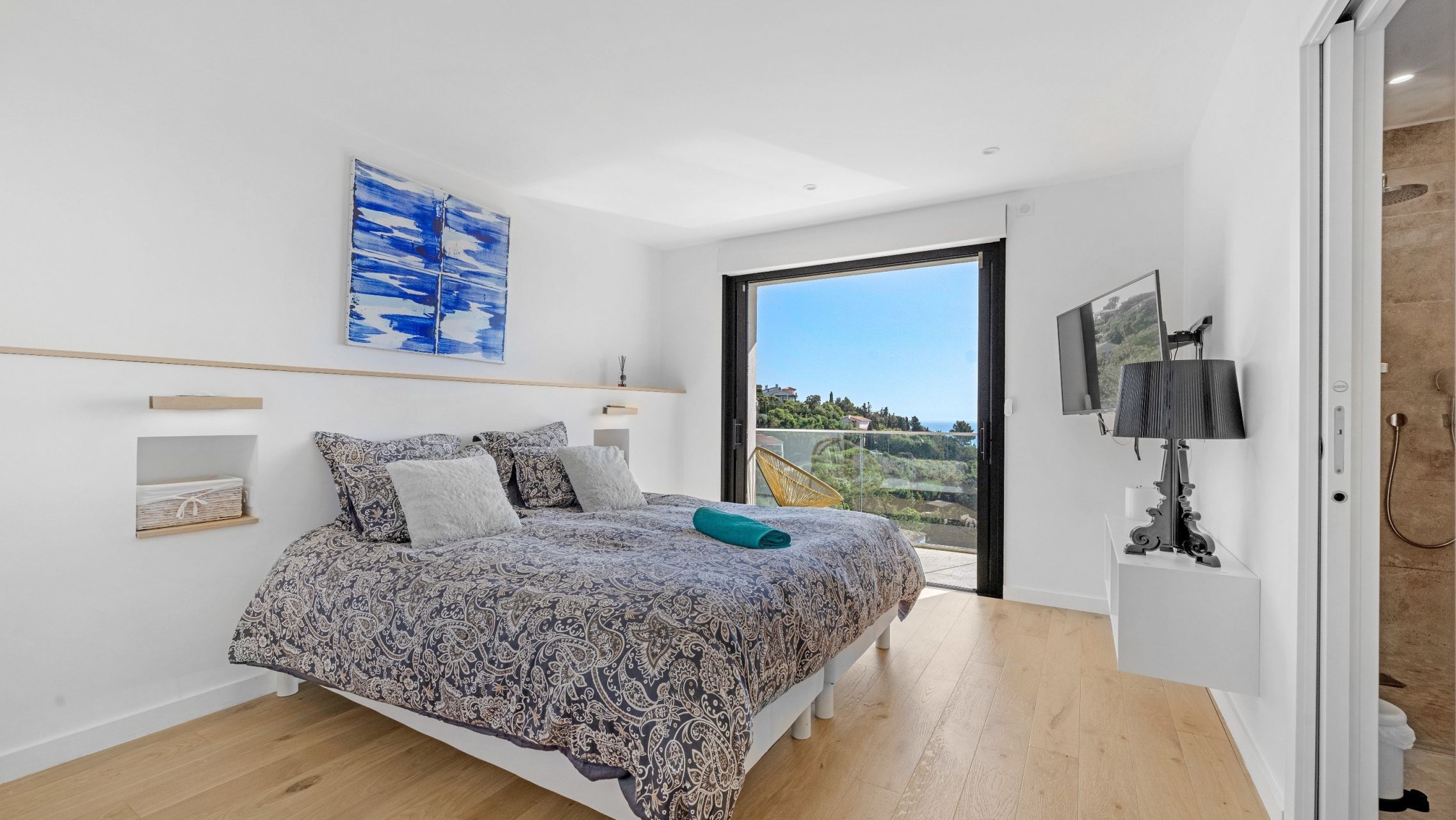 villa de luxe 8 Pièces en vente sur LES ISSAMBRES (83380)