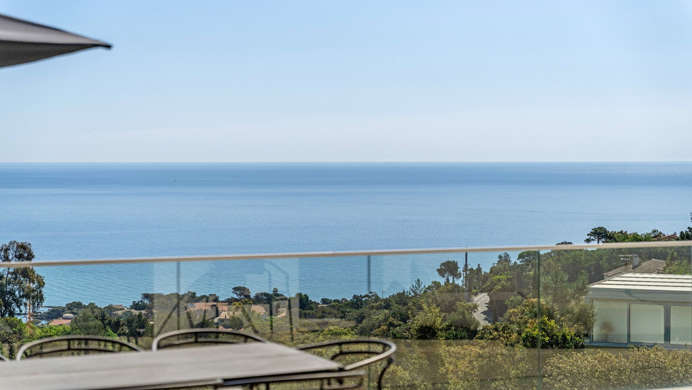 villa de luxe 8 Pièces en vente sur LES ISSAMBRES (83380)