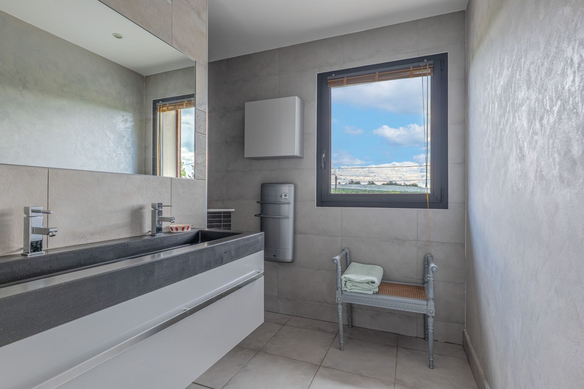 maison de luxe 8 Pièces en vente sur ST GENIS LAVAL (69230)