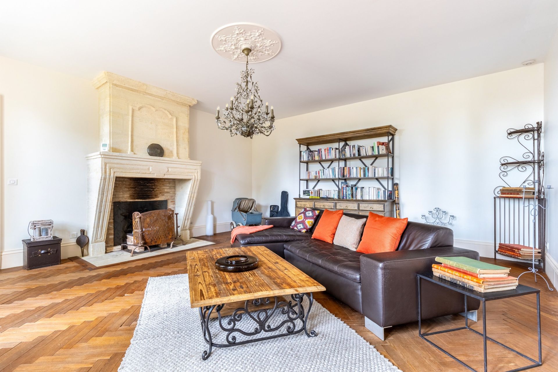 château 17 Pièces en vente sur BORDEAUX (33000)