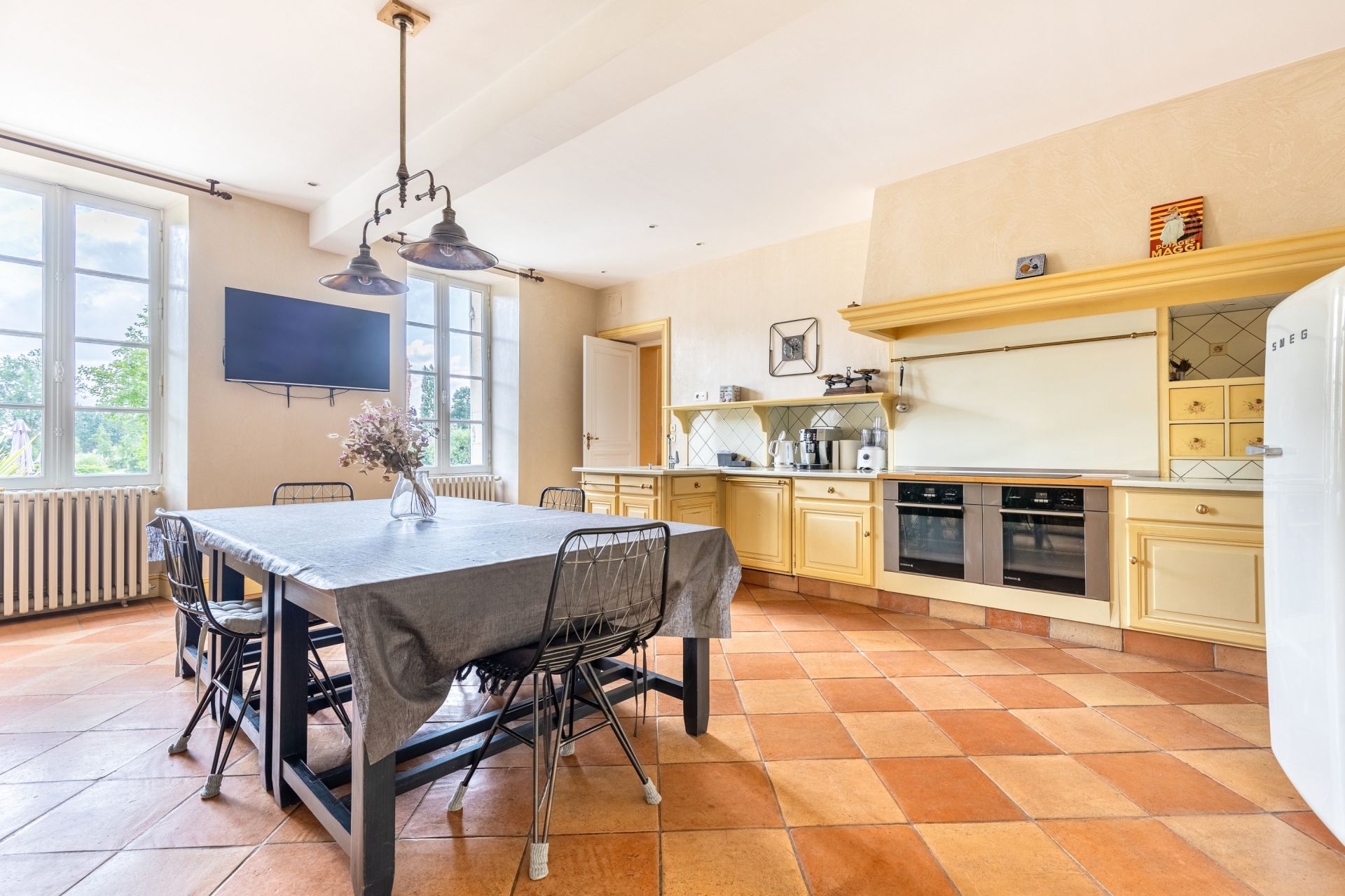 château 17 Pièces en vente sur BORDEAUX (33000)