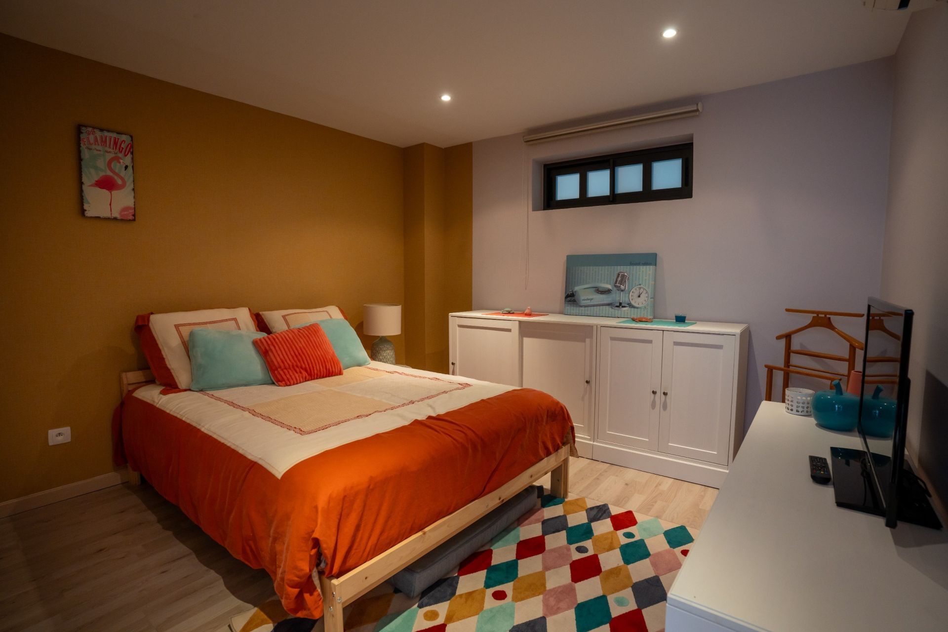 luxury apartment 5 Rooms for sale on HYERES (83400)