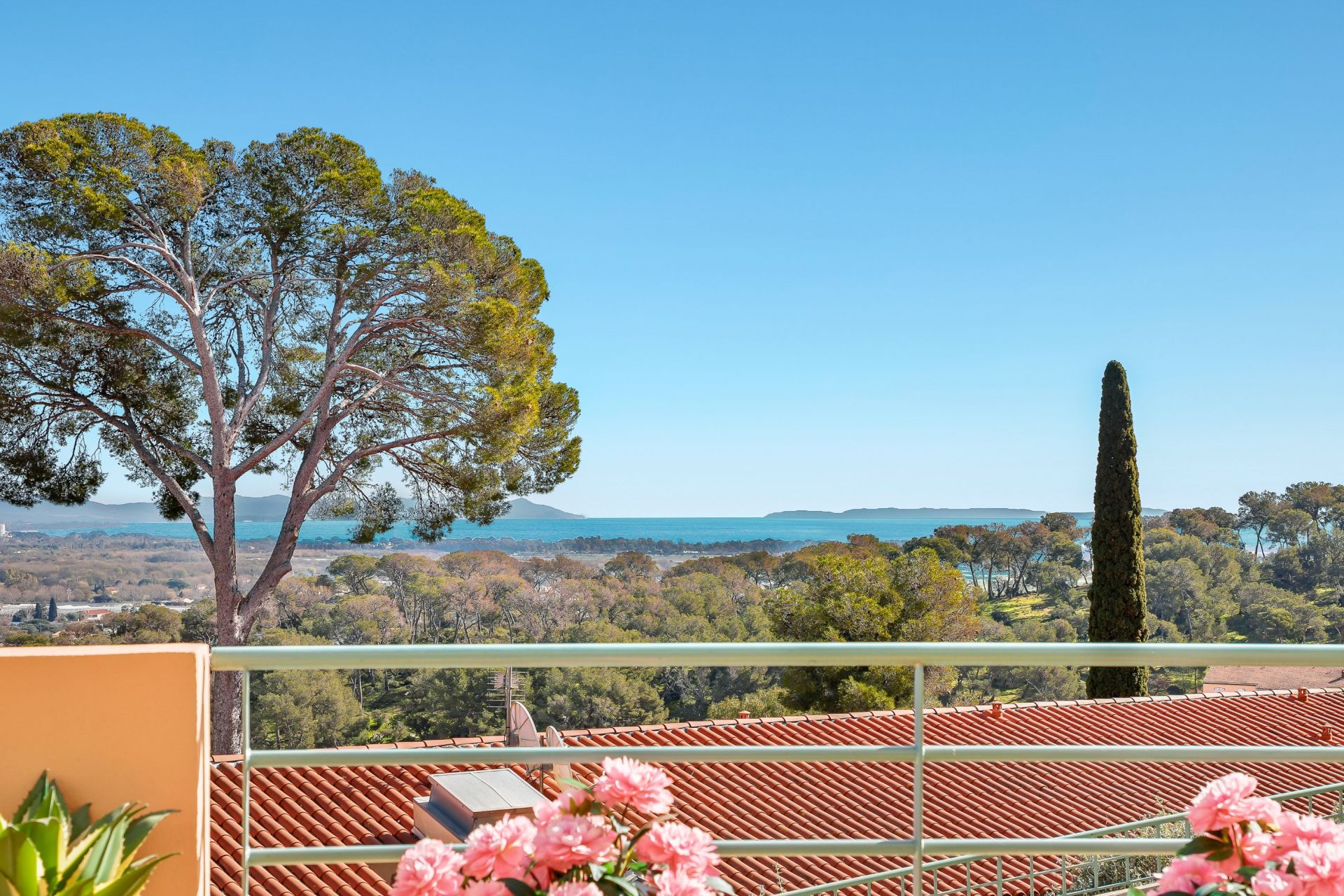 appartement de luxe 4 Pièces en vente sur HYERES (83400)