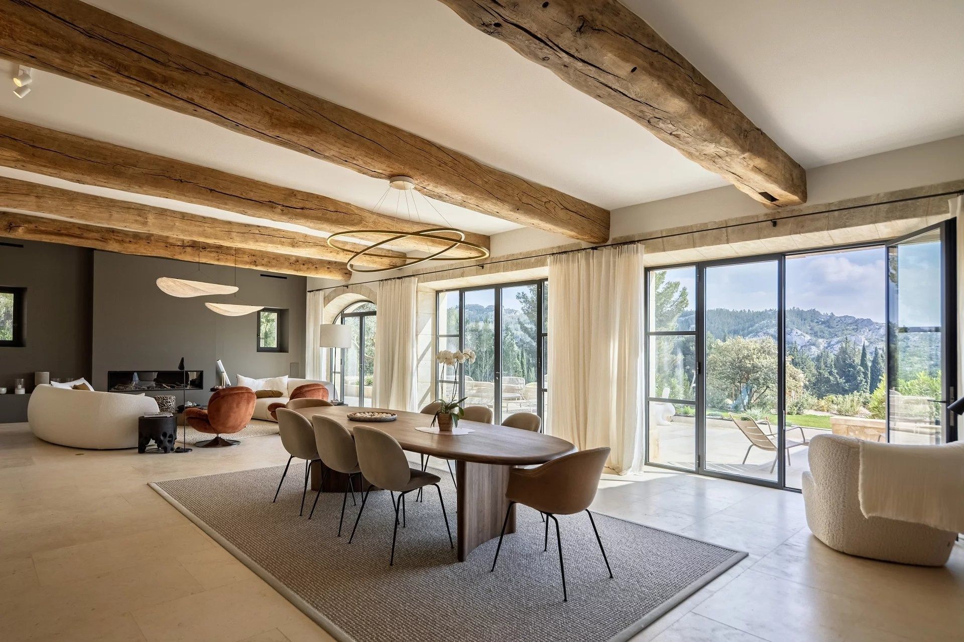 mas 10 Rooms for seasonal rent on MAUSSANE LES ALPILLES (13520)